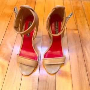 Ankle strap heeled leather sandals